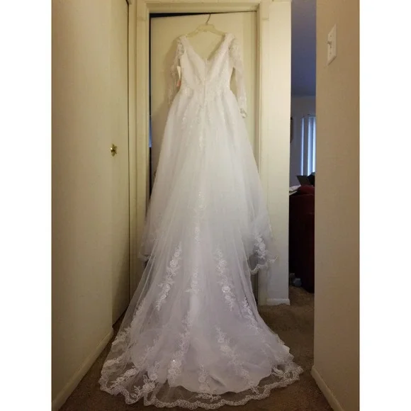 Dress - Picture 12 of 12